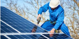 Installation Maintenance Panneaux Solaires Photovoltaïques à Chavannes